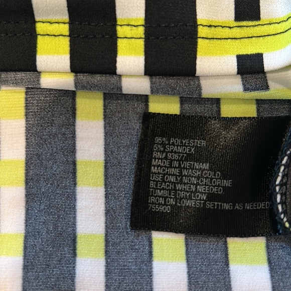 Worthington Short Sleeve Yellow,Black &White Stripe Blouse Size Medium Like New - Picture 7 of 7